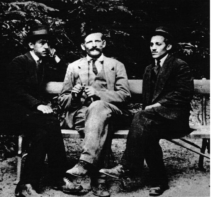 Una foto di tre dei cospiratori a Belgrado agli inizi del 1914: Grabez, Djuro